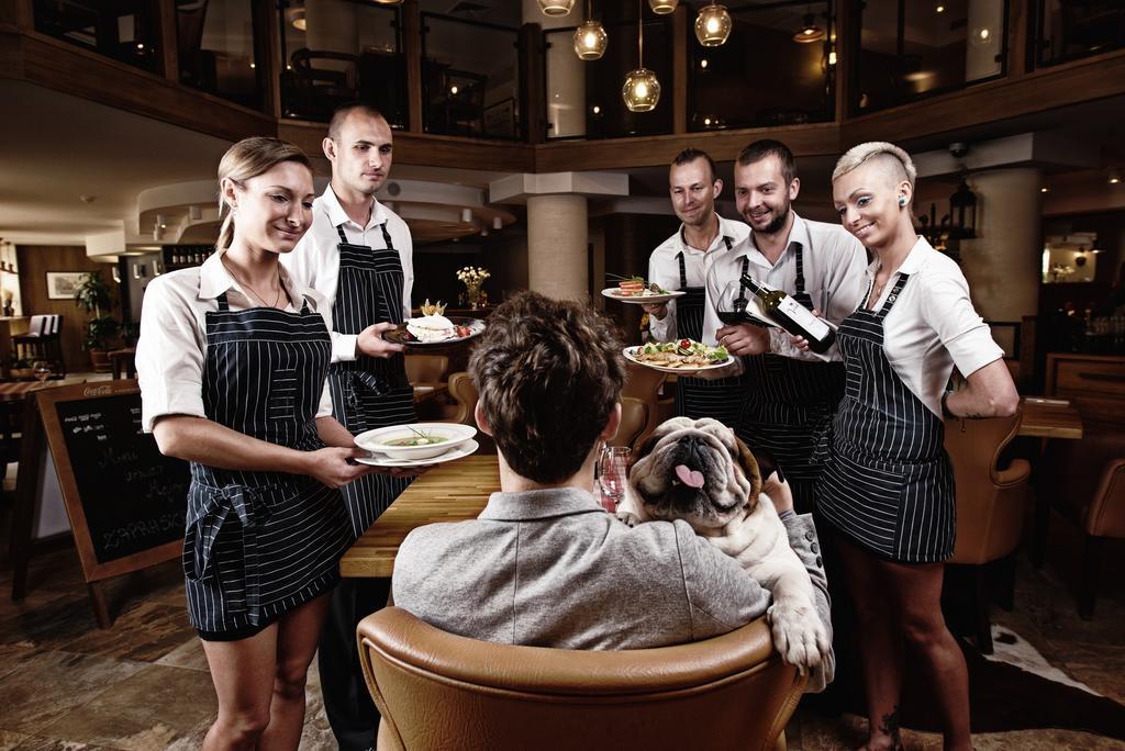 Hotel Silvia Gold Gliwice Eksteriør billede